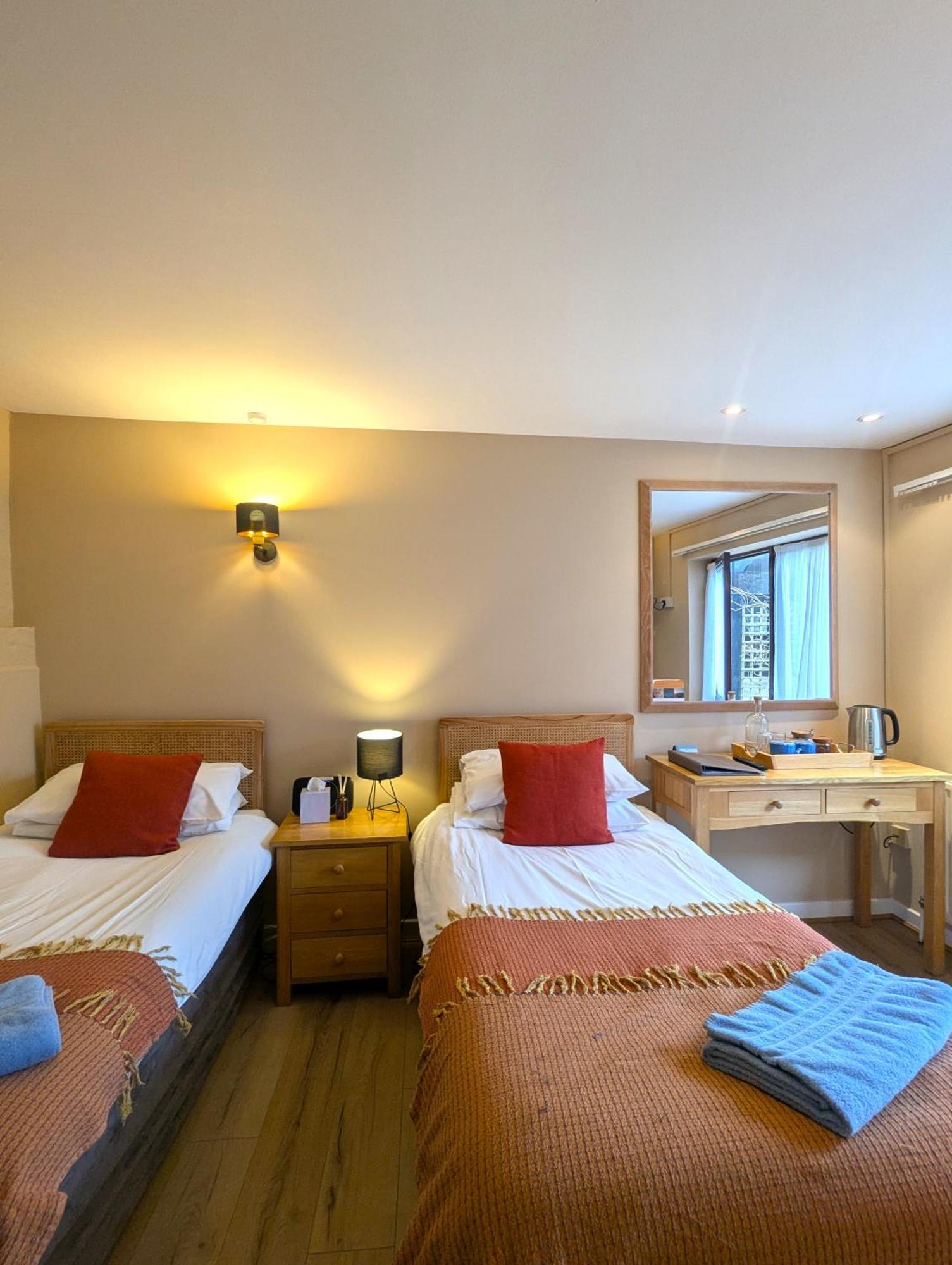 Kingfisher Barn B&B 애빙던 외부 사진