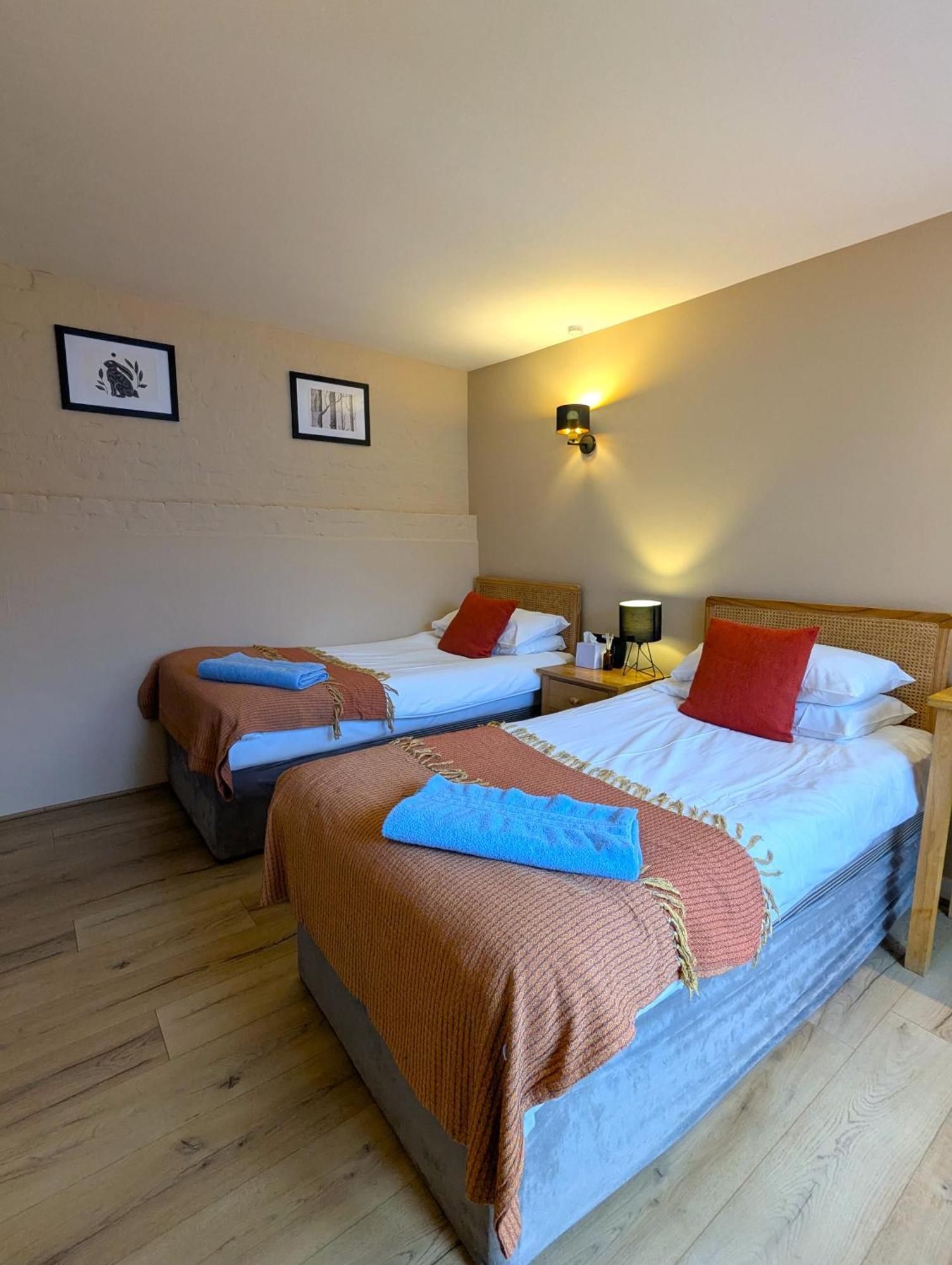 Kingfisher Barn B&B 애빙던 외부 사진